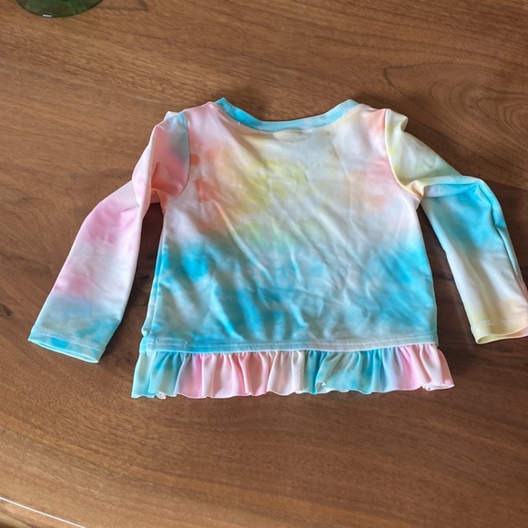 Ruffle Butts toddler tie dye rash guard. Size 12-18 months - Picture 5 of 5